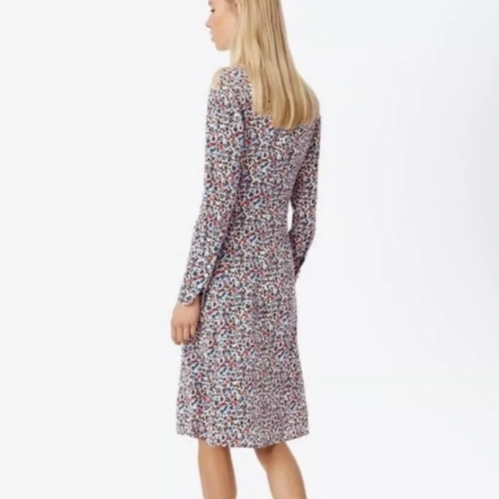 Tory Burch Carlotte Wildflower-Print Long-Sleeve Dress - Picture 2 of 8